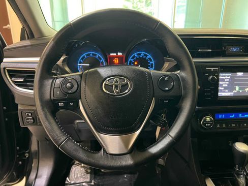 Used 2015 Toyota Corolla S image 21