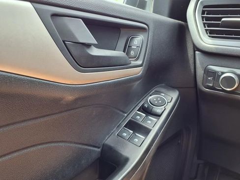 Used 2022 Ford Escape SE w/ Convenience Package AWD/4WD image 18