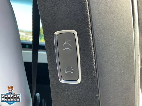 Used 2022 Tesla Model X AWD/4WD image 79