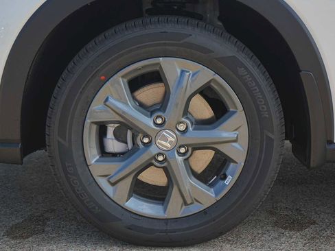 New 2026 Honda HR-V LX image 7