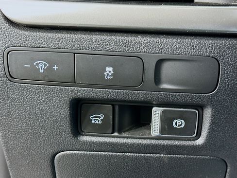 Used 2025 Hyundai Palisade SEL image 17