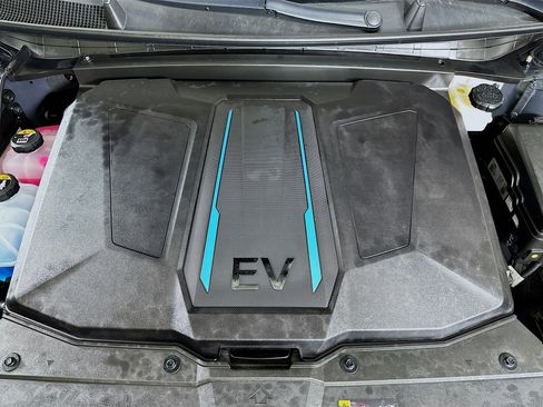 Used 2024 Hyundai Ioniq 5 SEL RWD image 33