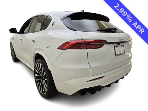 New 2025 Maserati Grecale Modena image 9