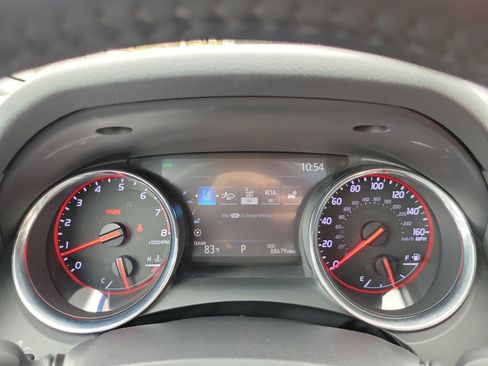 Used 2020 Toyota Camry XSE image 29