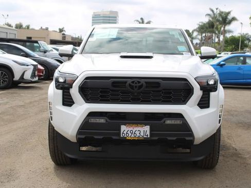 Used 2024 Toyota Tacoma TRD Sport w/ TRD Sport Premium Package image 2