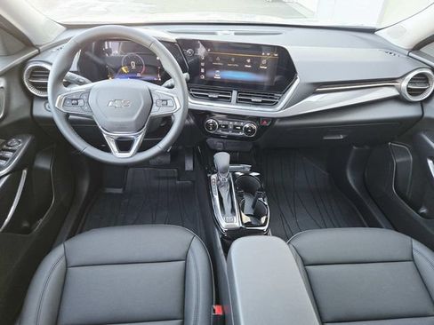 New 2026 Chevrolet Trax ACTIV w/ Driver Confidence Package FWD image 6