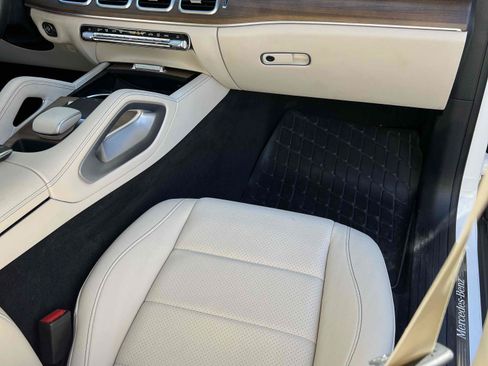 Used 2022 Mercedes-Benz GLE 350 4MATIC image 33