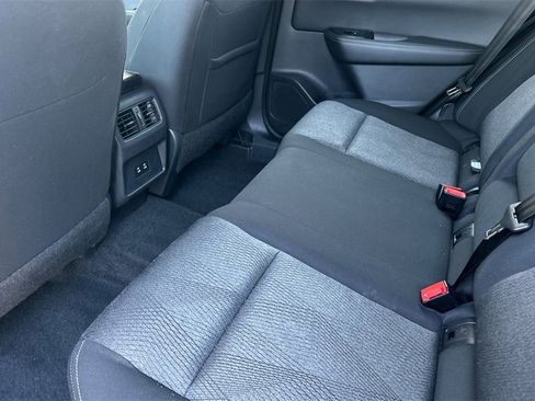 Used 2024 Nissan Rogue SV image 13