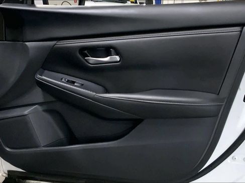 Used 2024 Nissan Sentra SV image 21