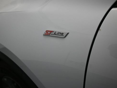 Used 2025 Ford Escape ST-Line FWD image 10