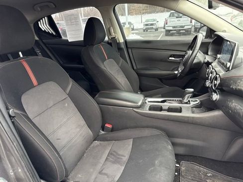 Used 2023 Nissan Sentra SR w/ Midnight Edition Package image 12