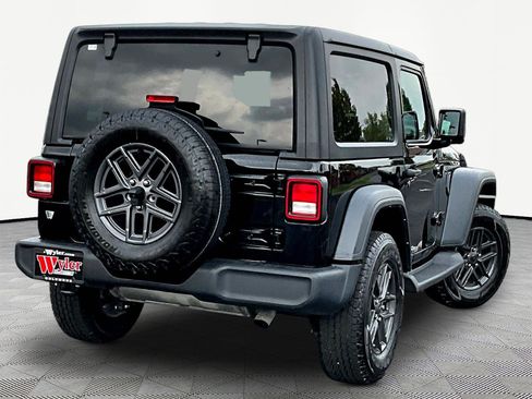 Used 2024 Jeep Wrangler Sport AWD/4WD image 6