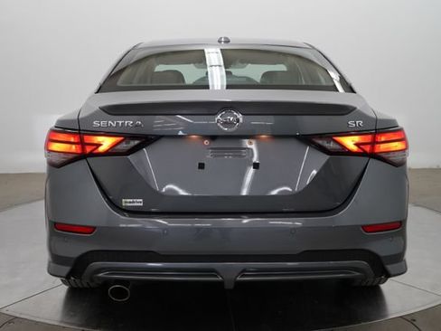 Used 2023 Nissan Sentra SR w/ SR Premium Package FWD image 6
