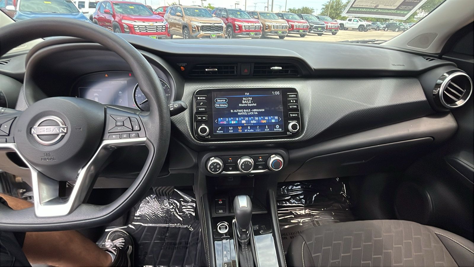 Used 2024 Nissan Kicks SV FWD image 19