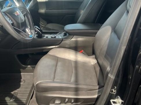 Used 2024 Cadillac XT6 Premium Luxury w/ LPO, Floor Liner Package FWD image 13
