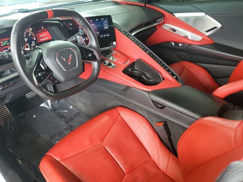 Used 2023 Chevrolet Corvette Stingray Preferred Conv w/ Z51 Performance Package RWD image 12
