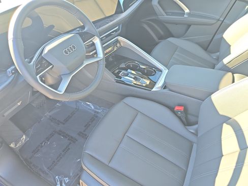 New 2025 Audi Q5 Premium image 16