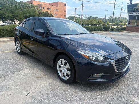 Used 2017 MAZDA MAZDA3 Sport FWD image 10