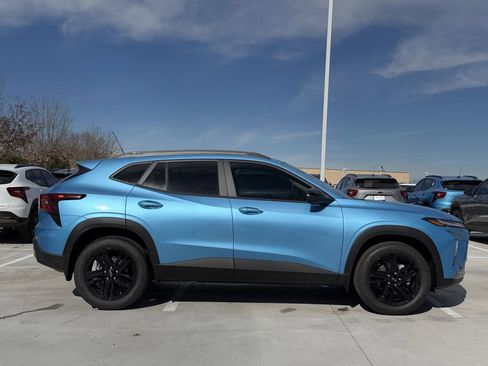 New 2026 Chevrolet Trax ACTIV w/ Sunroof Package image 3