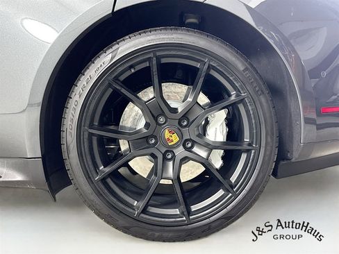 Used 2024 Porsche Taycan GTS AWD/4WD image 40