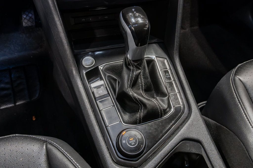 Used 2024 Volkswagen Tiguan SE AWD/4WD image 18