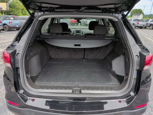 Used 2023 Chevrolet Equinox LT AWD/4WD image 28