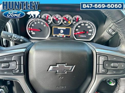 Used 2022 Chevrolet Silverado 1500 LT Trail Boss w/ Convenience Package II image 22