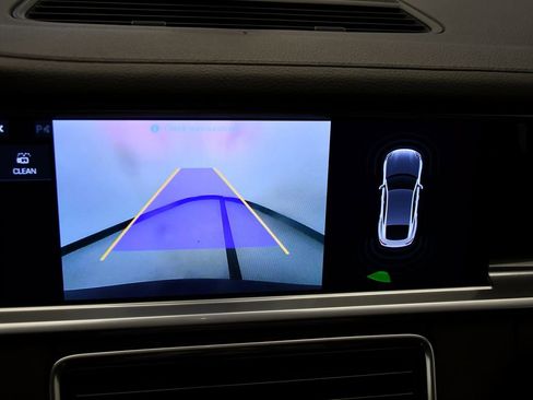 Used 2020 Porsche Panamera 4 image 29