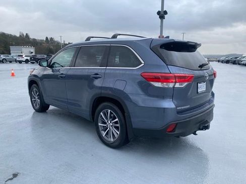 Used 2018 Toyota Highlander XLE image 8