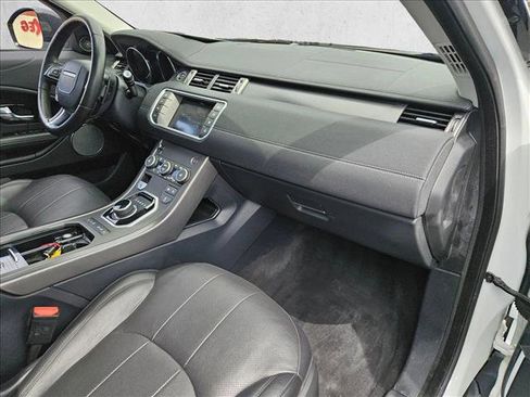 Used 2019 Land Rover Range Rover Evoque SE Premium AWD/4WD image 22