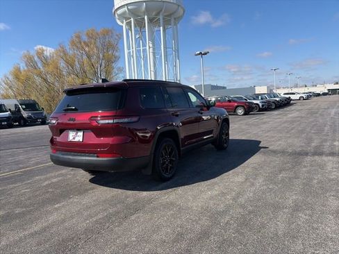 New 2025 Jeep Grand Cherokee L Altitude image 5