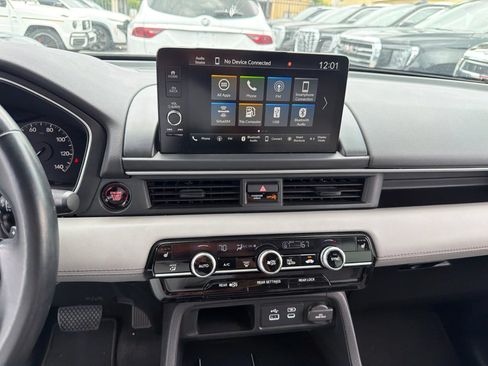 Used 2023 Honda Pilot EX-L image 30
