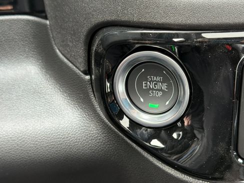 New 2026 GMC Sierra 1500 SLT w/ SLT Premium Package image 20