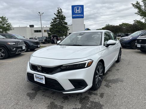 Used 2023 Honda Civic EX-L image 1