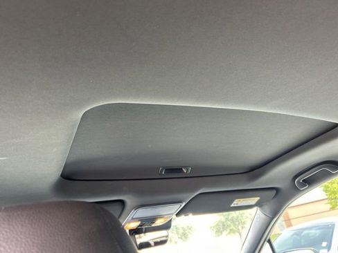 Used 2022 Honda Pilot TrailSport image 12