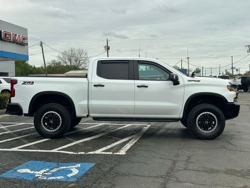 Used 2023 Chevrolet Silverado 1500 ZR2 AWD/4WD image 4