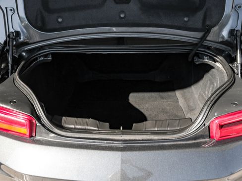 Used 2018 Chevrolet Camaro SS image 44