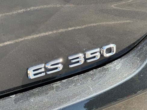 Used 2024 Lexus ES 350 w/ Accessory Package (Z1) FWD image 37