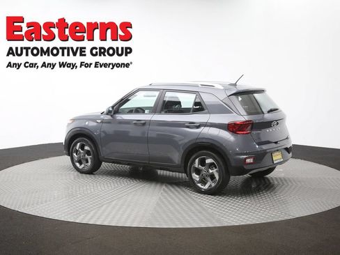 Used 2025 Hyundai Venue SEL FWD image 62