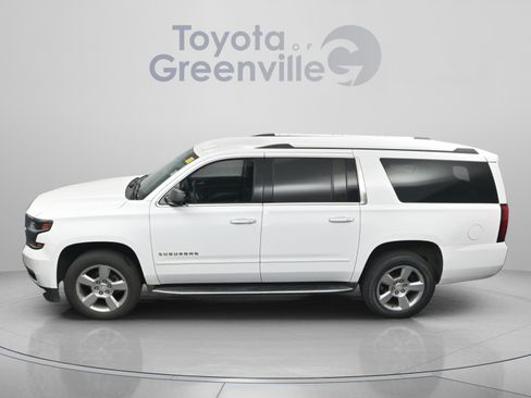 Used 2018 Chevrolet Suburban Premier RWD image 4