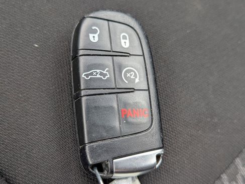 Used 2023 Dodge Charger SXT RWD image 20