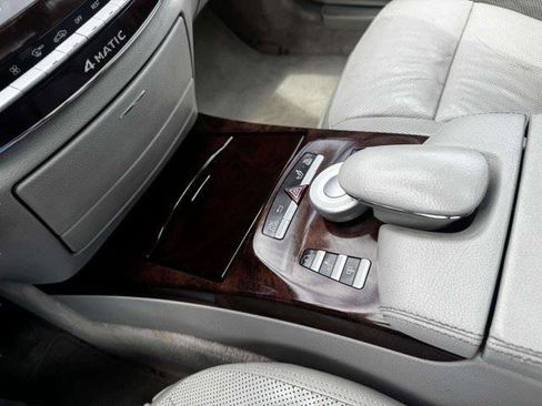 Used 2012 Mercedes-Benz S 550 4MATIC image 33