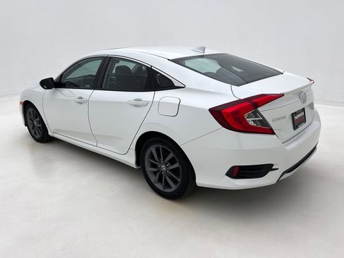 Used 2019 Honda Civic EX-L image 9