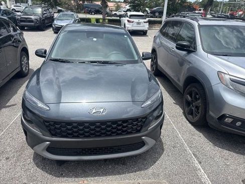 Used 2022 Hyundai Kona SE FWD image 4