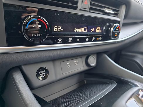 New 2026 Nissan Rogue SV image 25