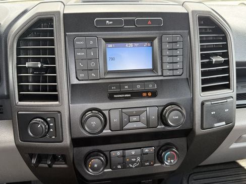 Used 2022 Ford F250 XL w/ Power Equipment Group AWD/4WD image 19