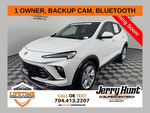 Used 2024 Buick Encore GX Preferred FWD image 1