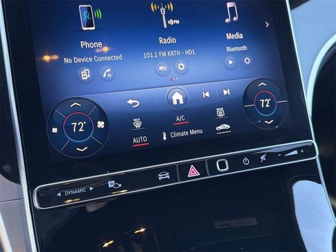 Used 2024 Mercedes-Benz GLC 300 image 11