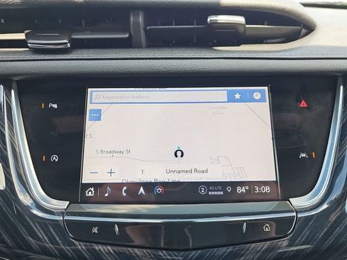 Used 2024 Cadillac XT6 Premium Luxury image 14