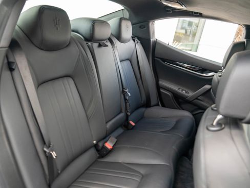 Used 2022 Maserati Ghibli Modena image 14